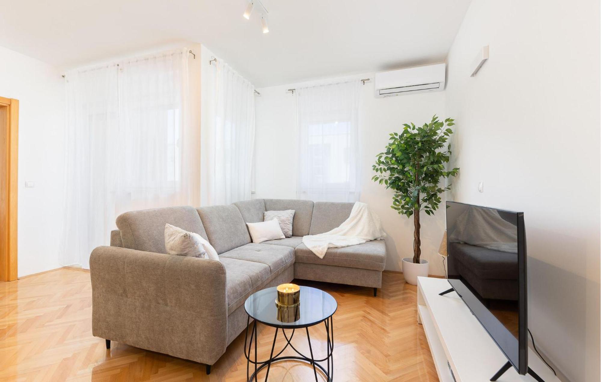 Apartment Stunning In With Kitchen